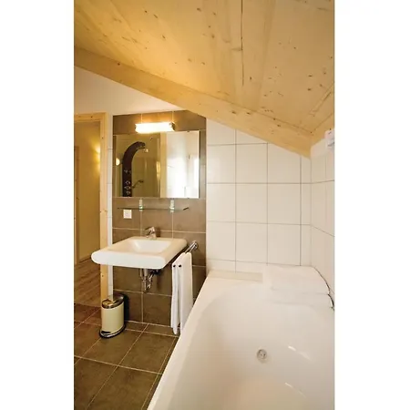 Three-bedroom Holiday In Annaberg im Lammertal